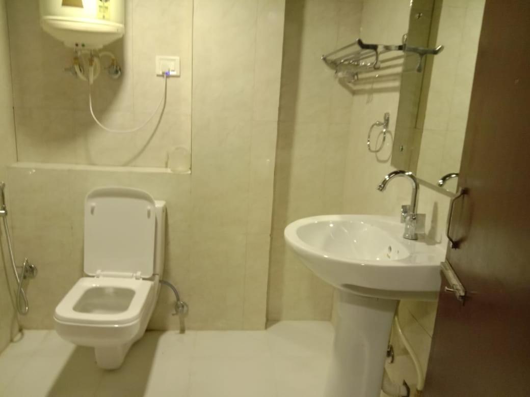 Hotel Maharaja Continental - ניו דלהי מראה חיצוני תמונה